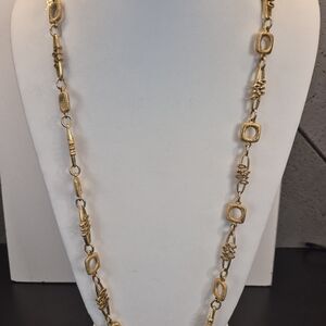 Trifari 30 Inch Vintage Link  Gold Tone Necklace
